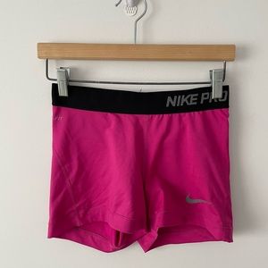 Nike short